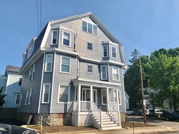 $2,700 | 16 Mason Street, Unit 3, Salem, MA 01970
