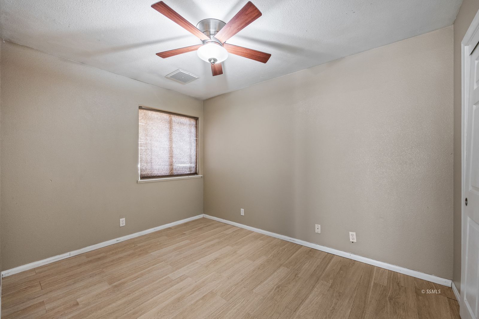 1104 West Coronado Avenue Ridgecrest, CA 93555 - Photo 15 of 21