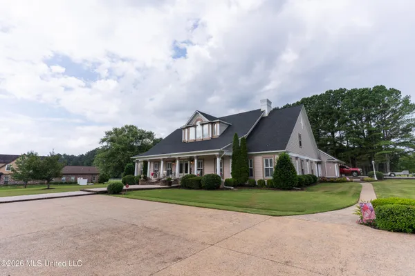 $699,900 | 1203 Pine Lake Drive, Corinth, MS 38834