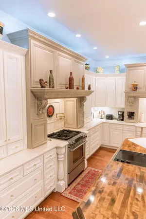 $699,900 | 1203 Pine Lake Drive, Corinth, MS 38834