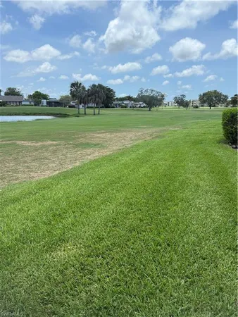 $2,850 | 4187 Lakewood Boulevard, Unit E13, Naples, FL 34112