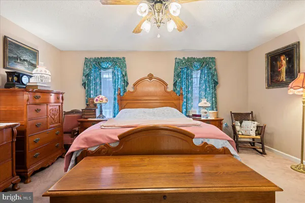 $560,000 | 462 Camelot Boulevard, Falling Waters, WV 25419