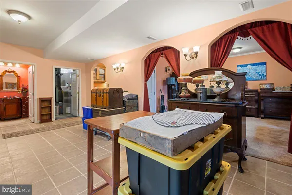 $560,000 | 462 Camelot Boulevard, Falling Waters, WV 25419