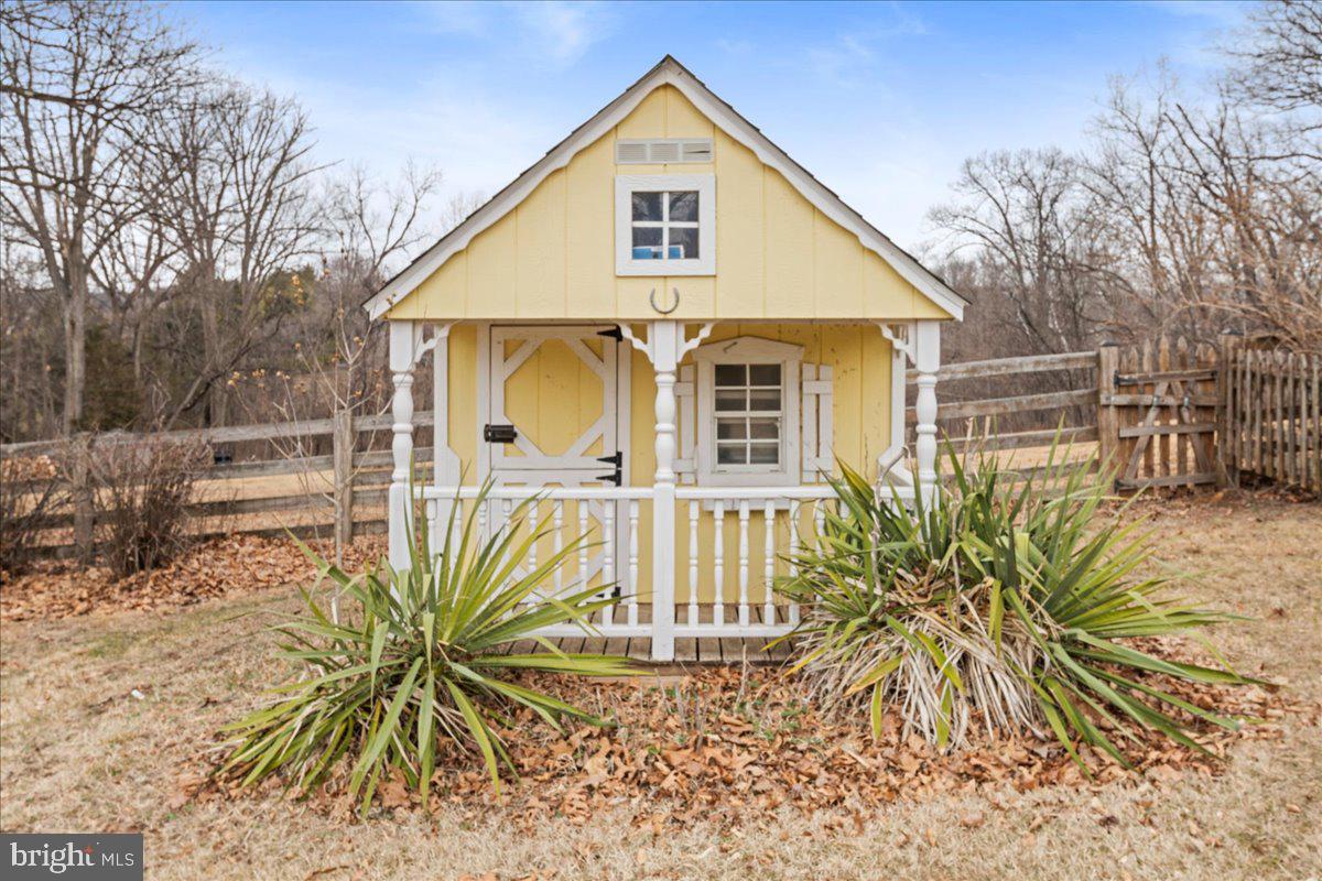 462 Camelot Boulevard Falling Waters, WV 25419 - Photo 64 of 71