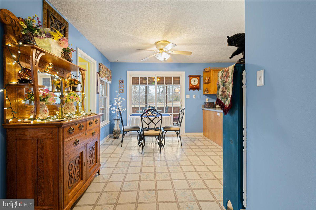 462 Camelot Boulevard Falling Waters, WV 25419 - Photo 9 of 71