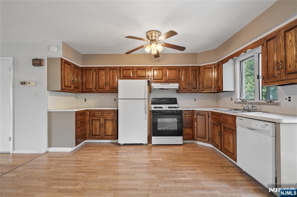 24 River Road, Unit E535 Clifton, NJ 07014 - Photo 16 of 29 Gallery Image 16