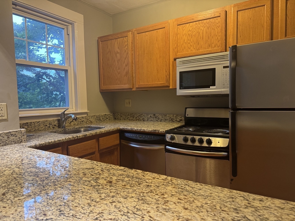 299 Nahant Road, Unit 9 Nahant, MA 01908 - Photo 6 of 10 Gallery Image 6