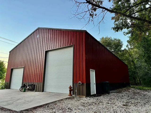 $279,000 | 11977 County Road 637, Dexter, MO 63841