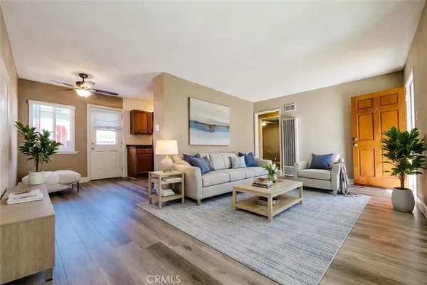 $4,995 | 2536 Orange Avenue, Unit F, Costa Mesa, CA 92627