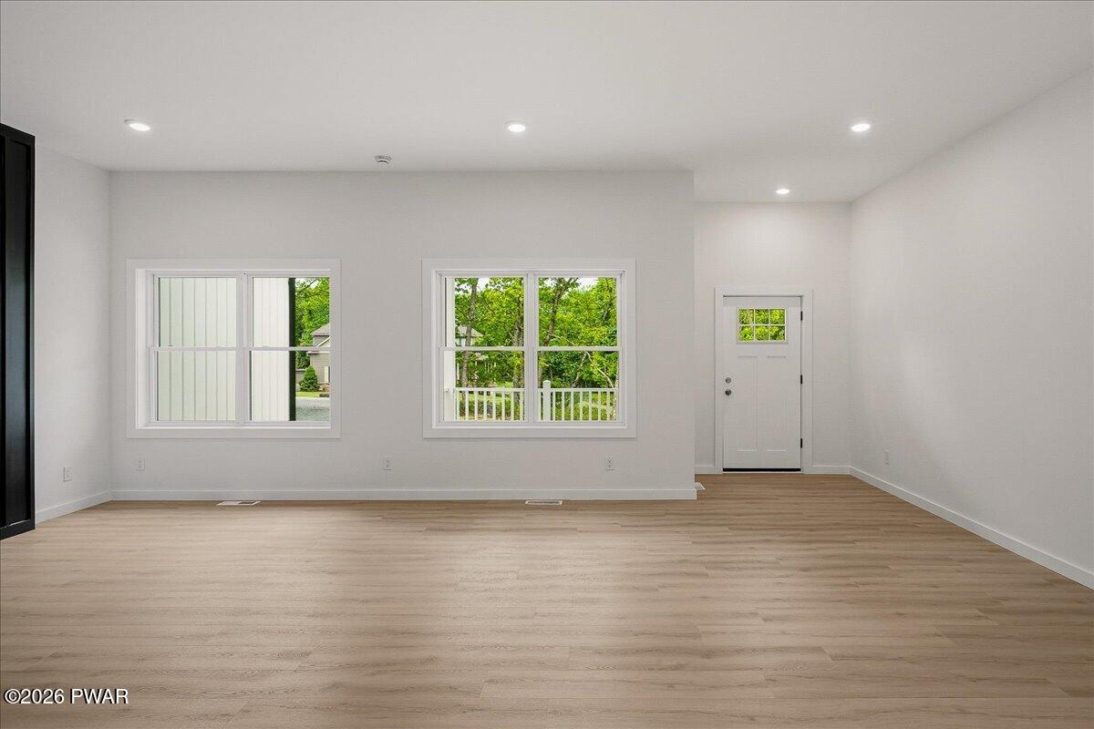184 Soose Way Tafton, PA 18464 - Photo 9 of 72