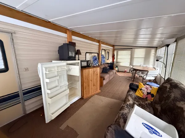 $39,900 | 8 21/22 Woodhaven Lakes, Sublette, IL 61367