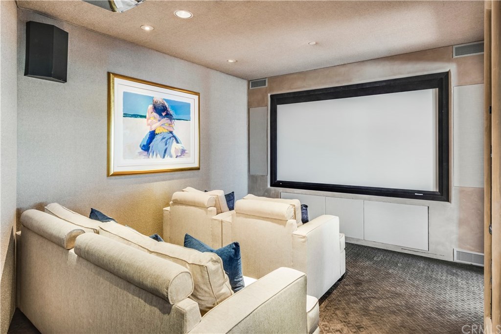 199 Emerald Bay Laguna Beach, CA 92651 - Photo 17 of 32