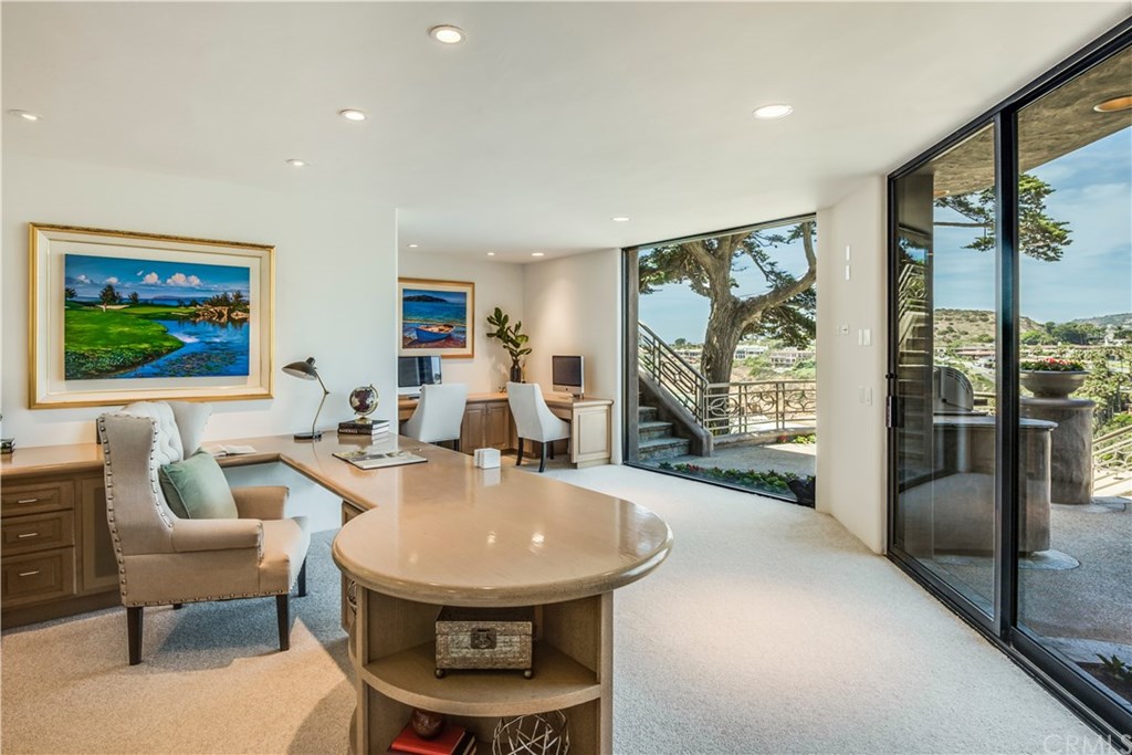 199 Emerald Bay Laguna Beach, CA 92651 - Photo 19 of 32