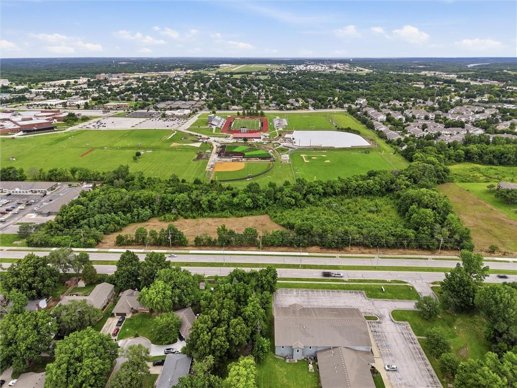 East Chipman Road Lee's Summit, MO 64063 - Photo 16 of 23