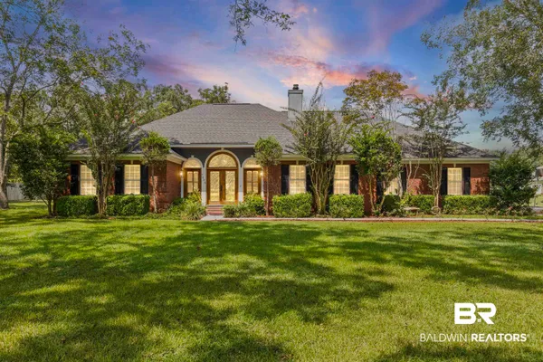 $425,000 | 7630 Deakle Lane, Irvington, AL 36544
