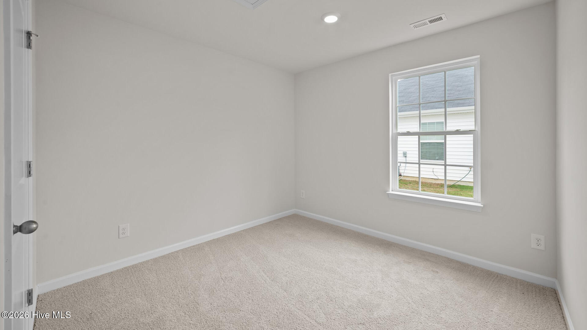 343 Rudy's Court Ayden, NC 28513 - Photo 5 of 22 15-web-or-mls-DSC_4037