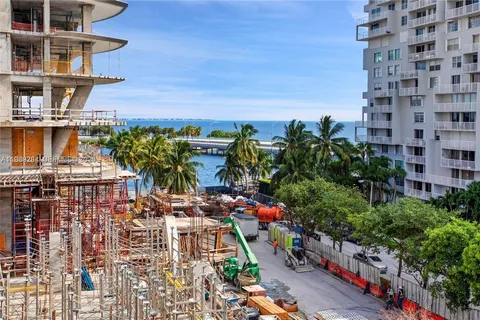 $520,000 | 145 Southeast 25th Road, Unit 602, Miami, FL 33129