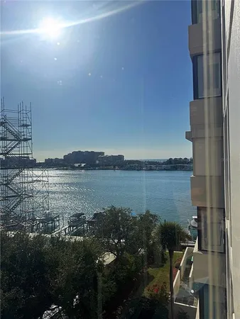 $2,000 | 660 Island Way, Unit 607, Clearwater, FL 33767