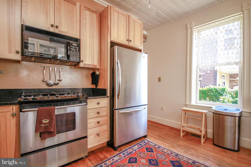 1226 Riverside Avenue Baltimore, MD 21230 - Photo 8 of 30 Stainless Steel Appliances