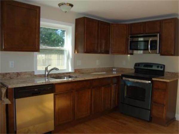 22 Frances Road Woburn, MA 01801 - Photo 2 of 6 Gallery Image 2