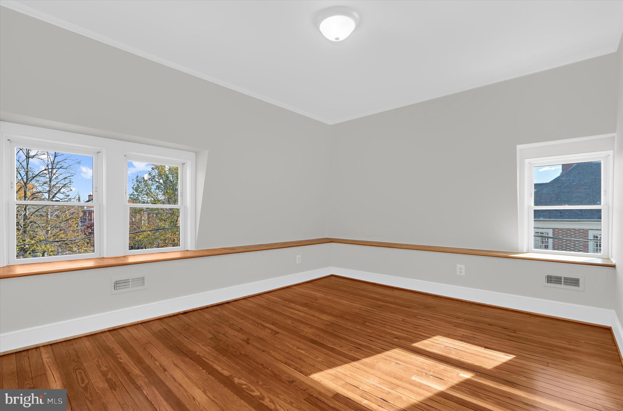 105 High Street Chestertown, MD 21620 - Photo 28 of 51 3rd floor bedroom 1