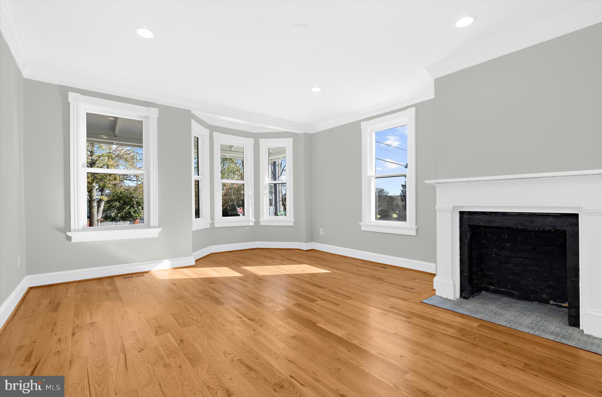 105 High Street Chestertown, MD 21620 - Photo 3 of 51 Beautifully restored historic windows