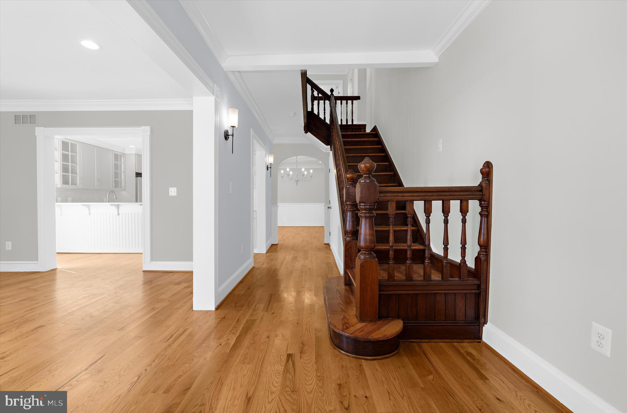 105 High Street Chestertown, MD 21620 - Photo 5 of 51 3 story grand staircase