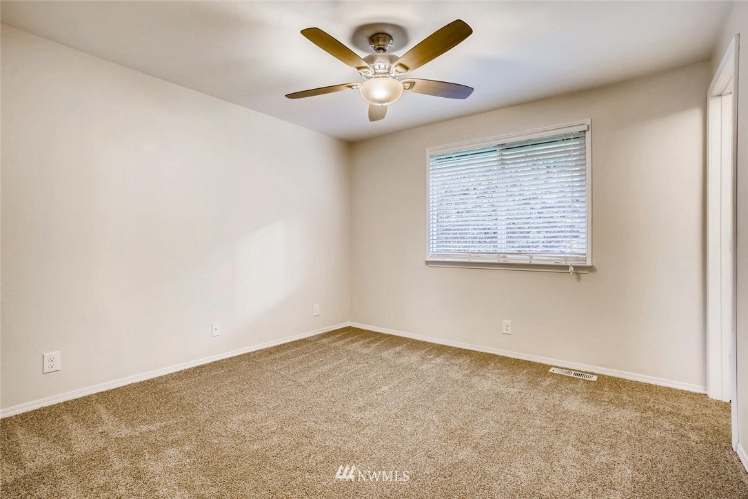 498 9th Street Sultan, WA 98294 - Photo 13 of 25 Gallery Image 13