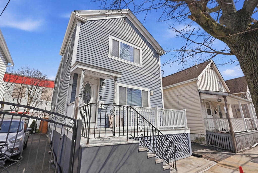 18 Winter Street Everett, MA 02149 - Photo 4 of 41