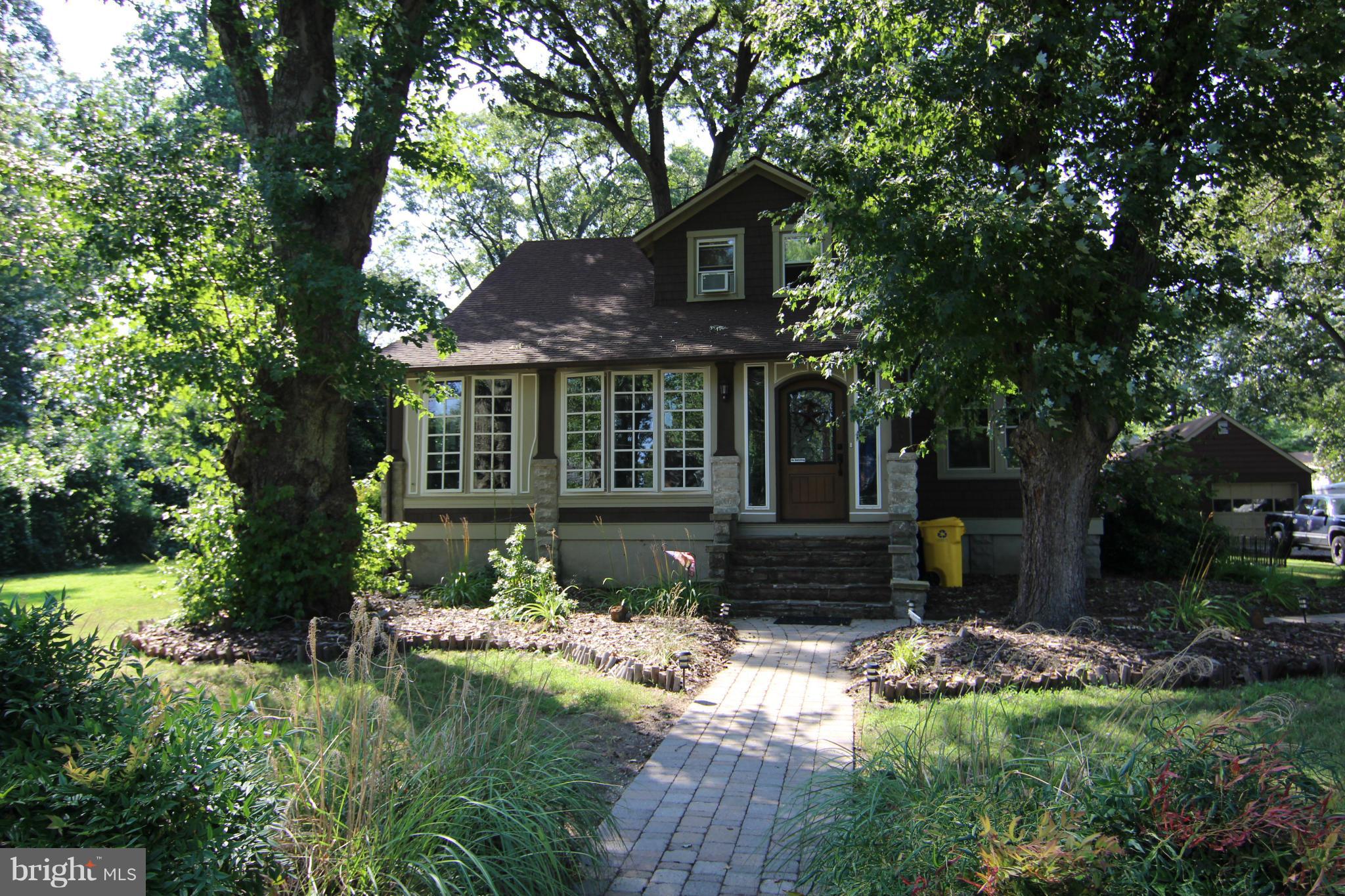 Exterior (Front)