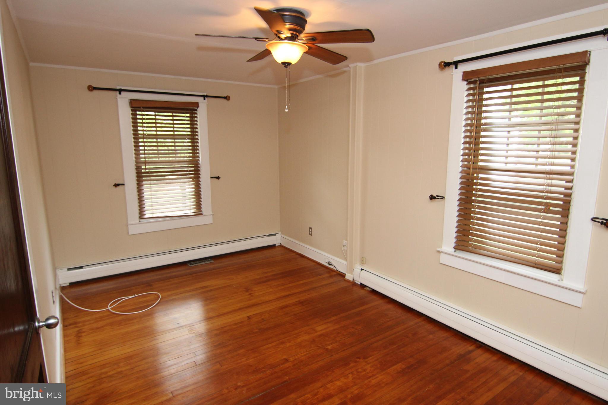 226 Magothy Road Pasadena, MD 21122 - Photo 14 of 30 Bedroom