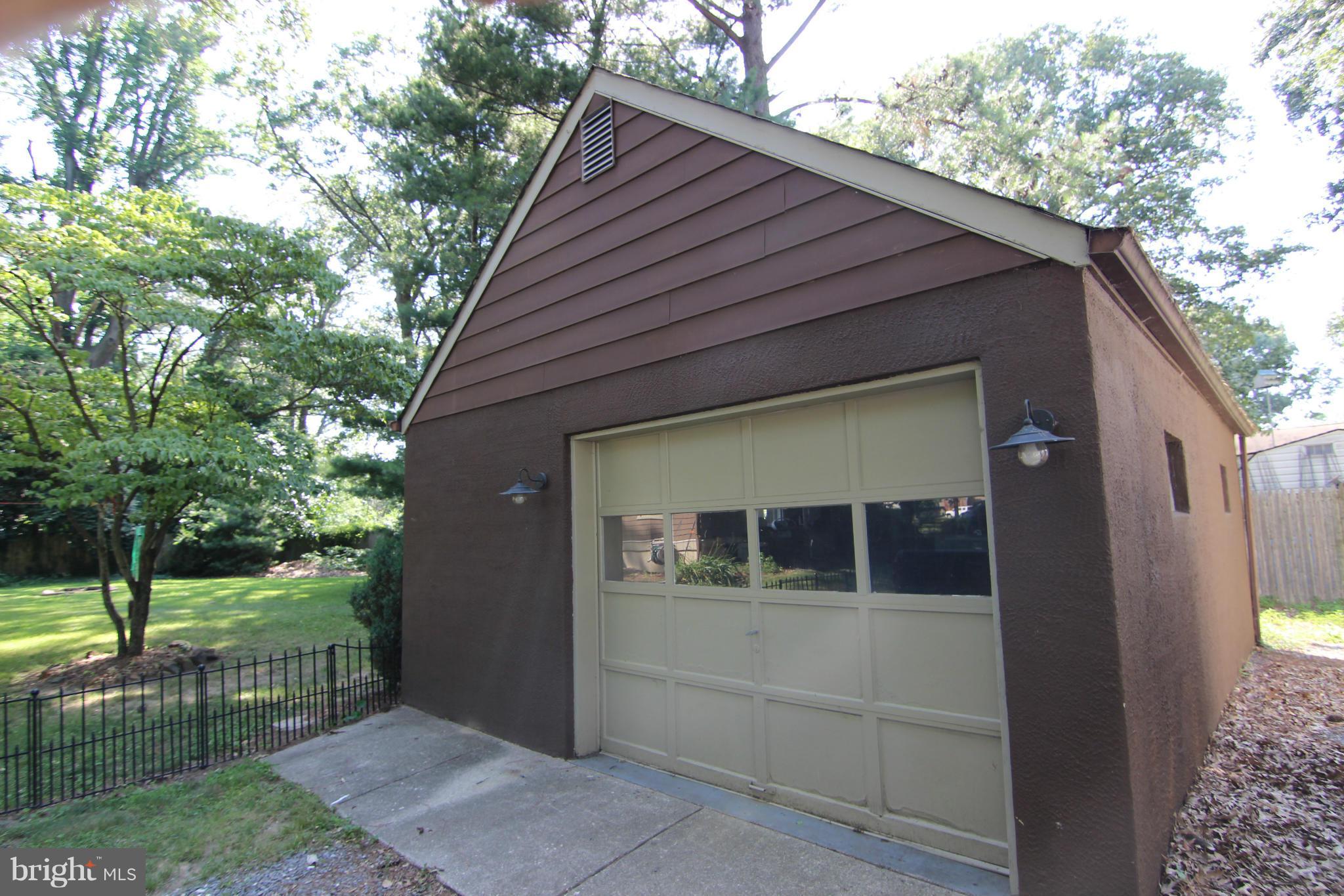 226 Magothy Road Pasadena, MD 21122 - Photo 27 of 30 Exterior (Rear)