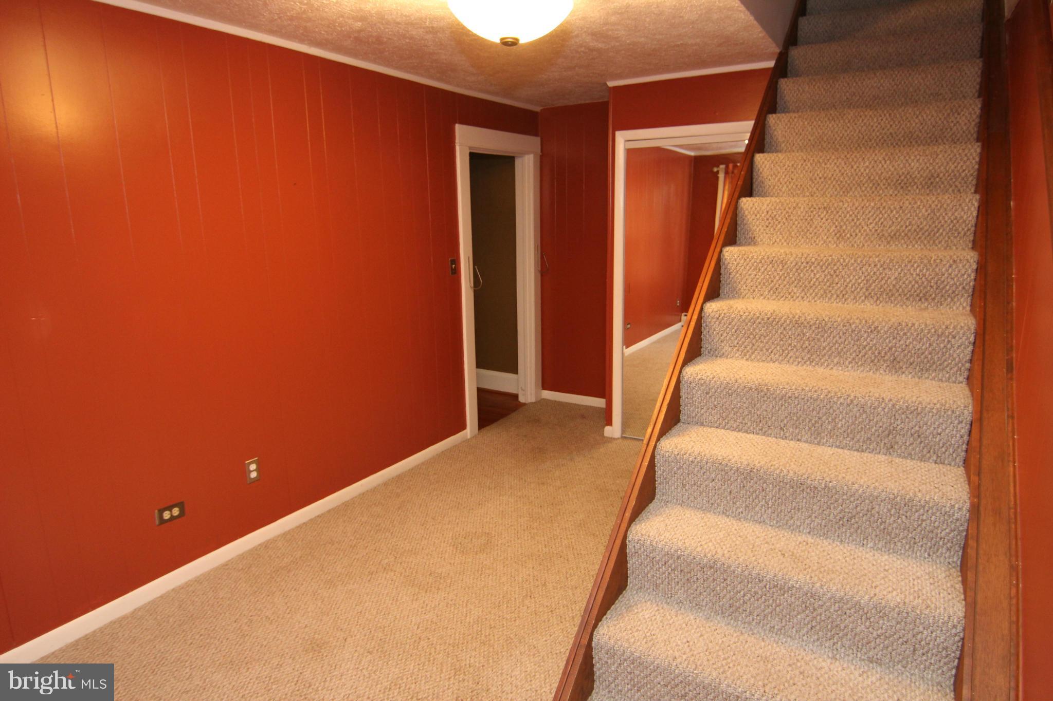 226 Magothy Road Pasadena, MD 21122 - Photo 9 of 30 Family Room