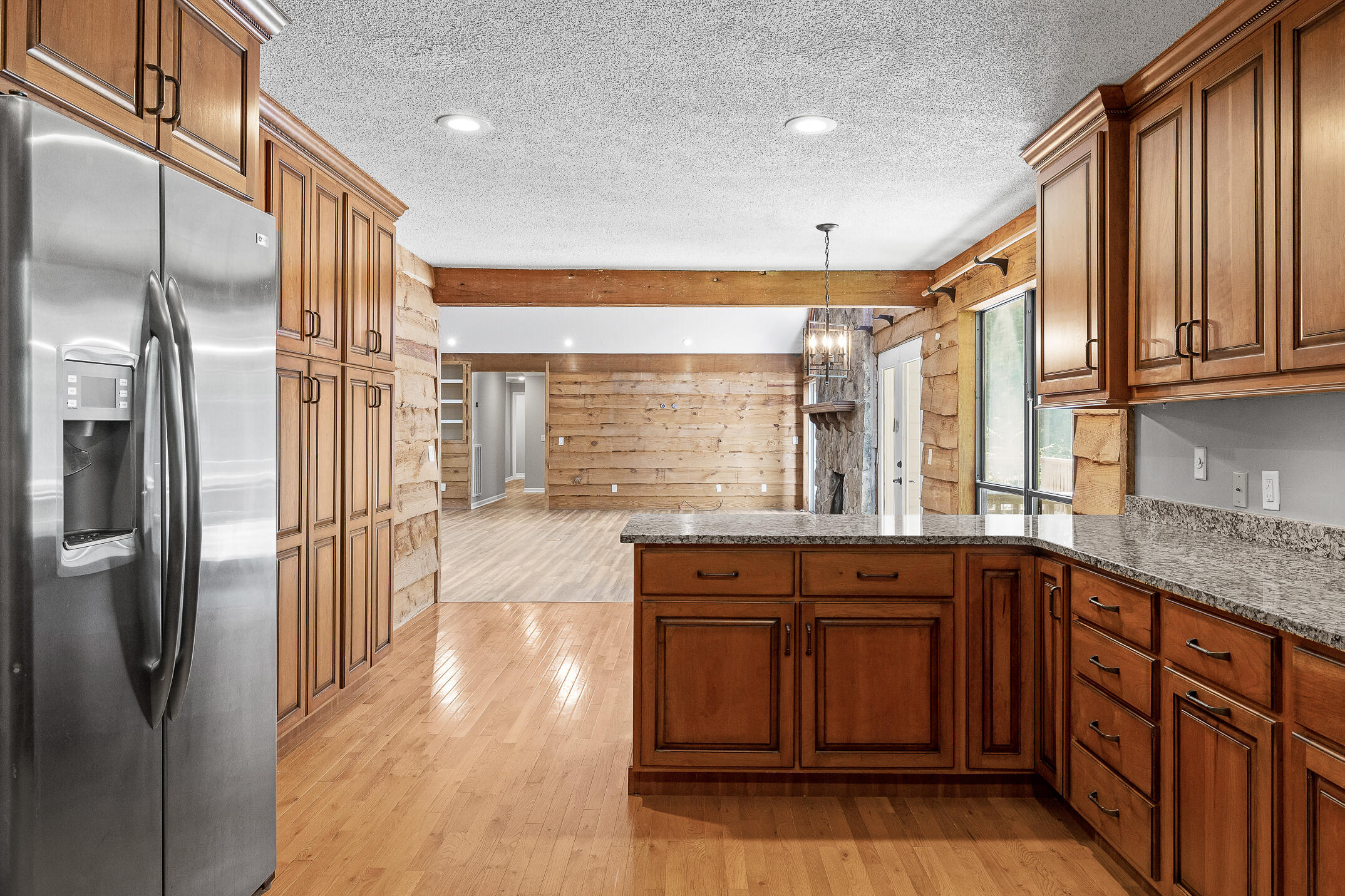 2040 Rock Bluff Road Hixson, TN 37343 - Photo 3 of 33 kitchen