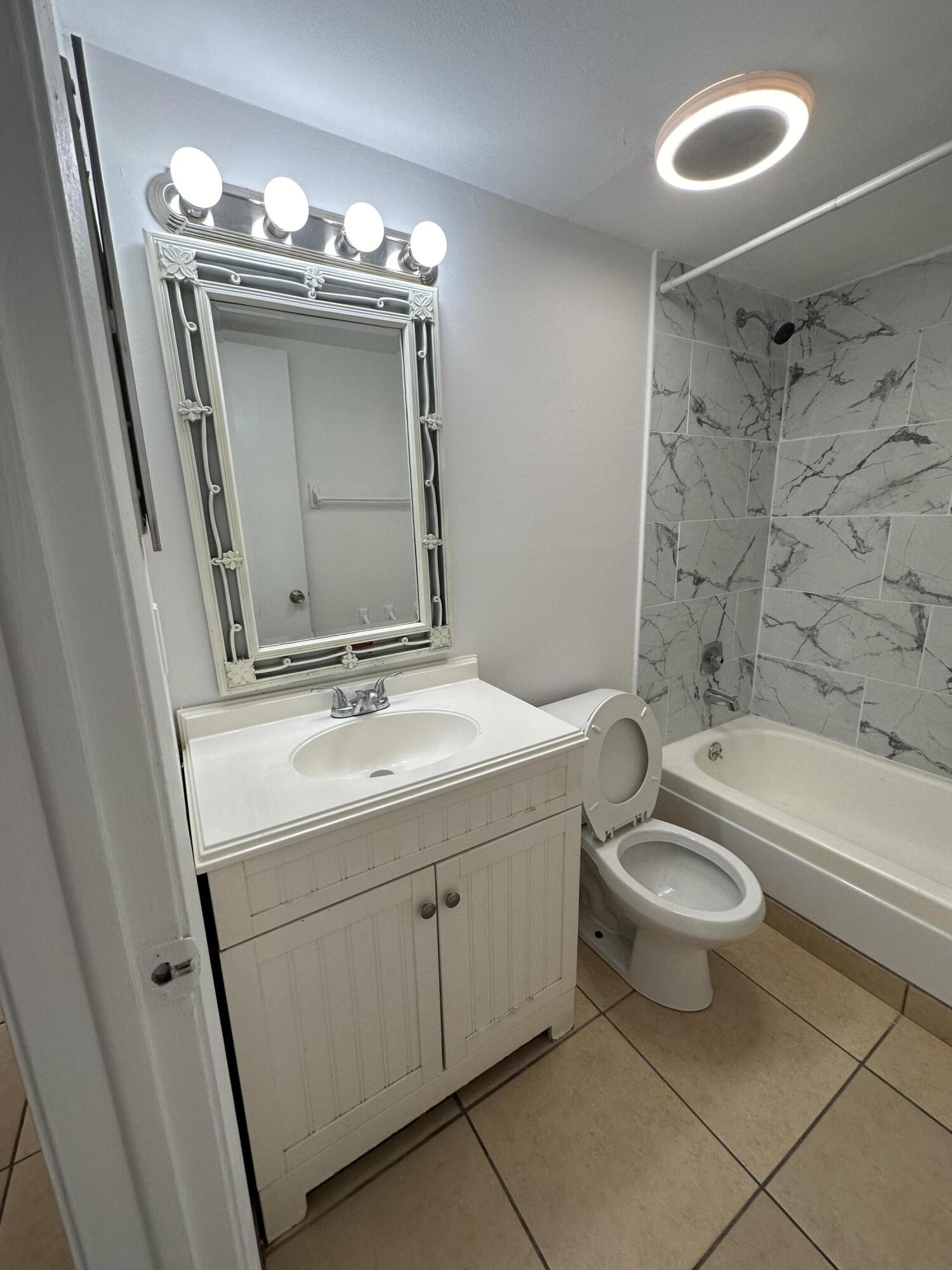 837 Hickory Street, Unit 8 Melbourne, FL 32901 - Photo 11 of 20 8