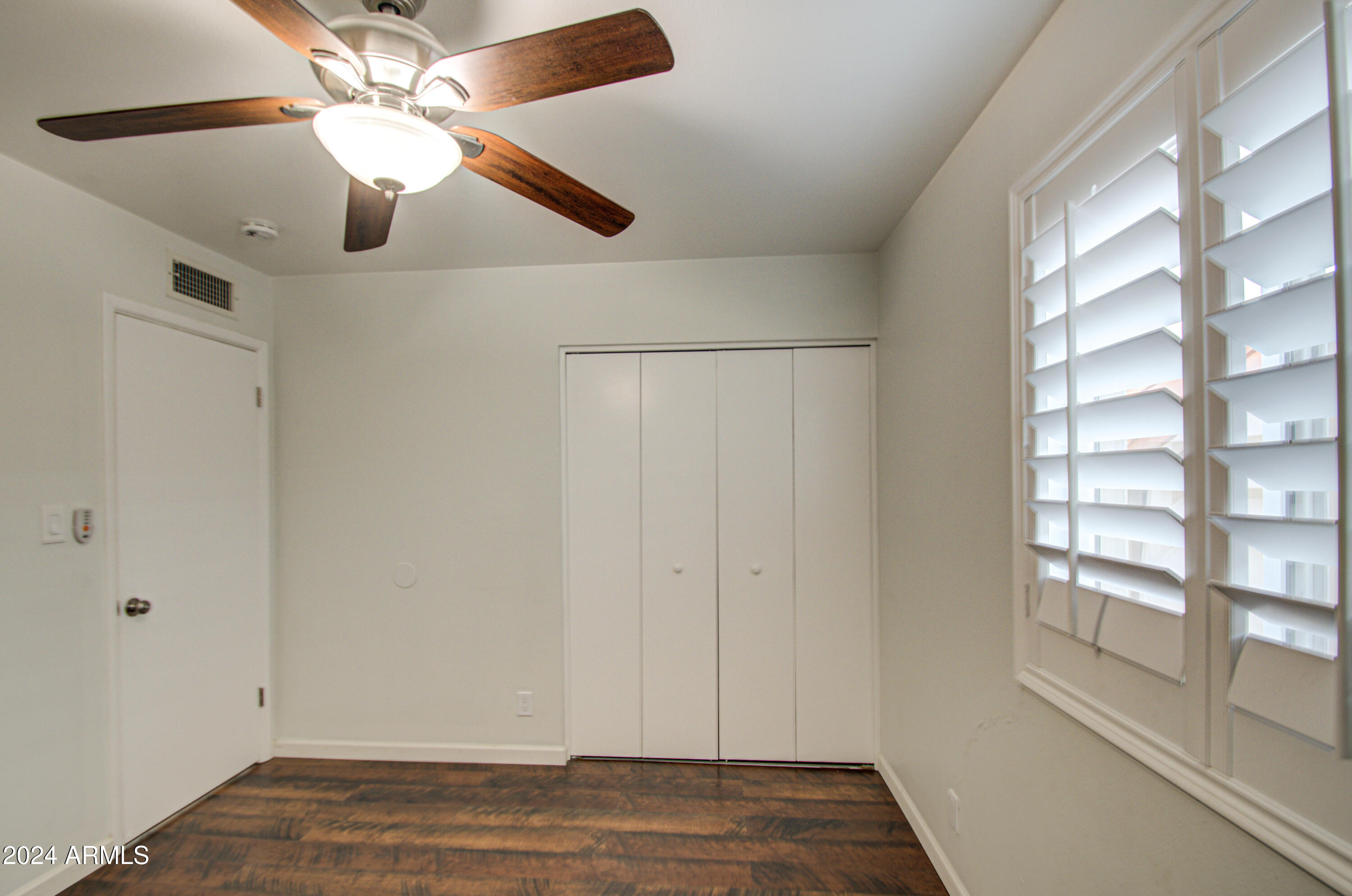 2236 West Wethersfield Road Phoenix, AZ 85029 - Photo 20 of 32 Bedroom 2-pic 2
