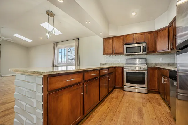 $2,000 | 4128 West Centre Avenue, Unit 307, Portage, MI 49024