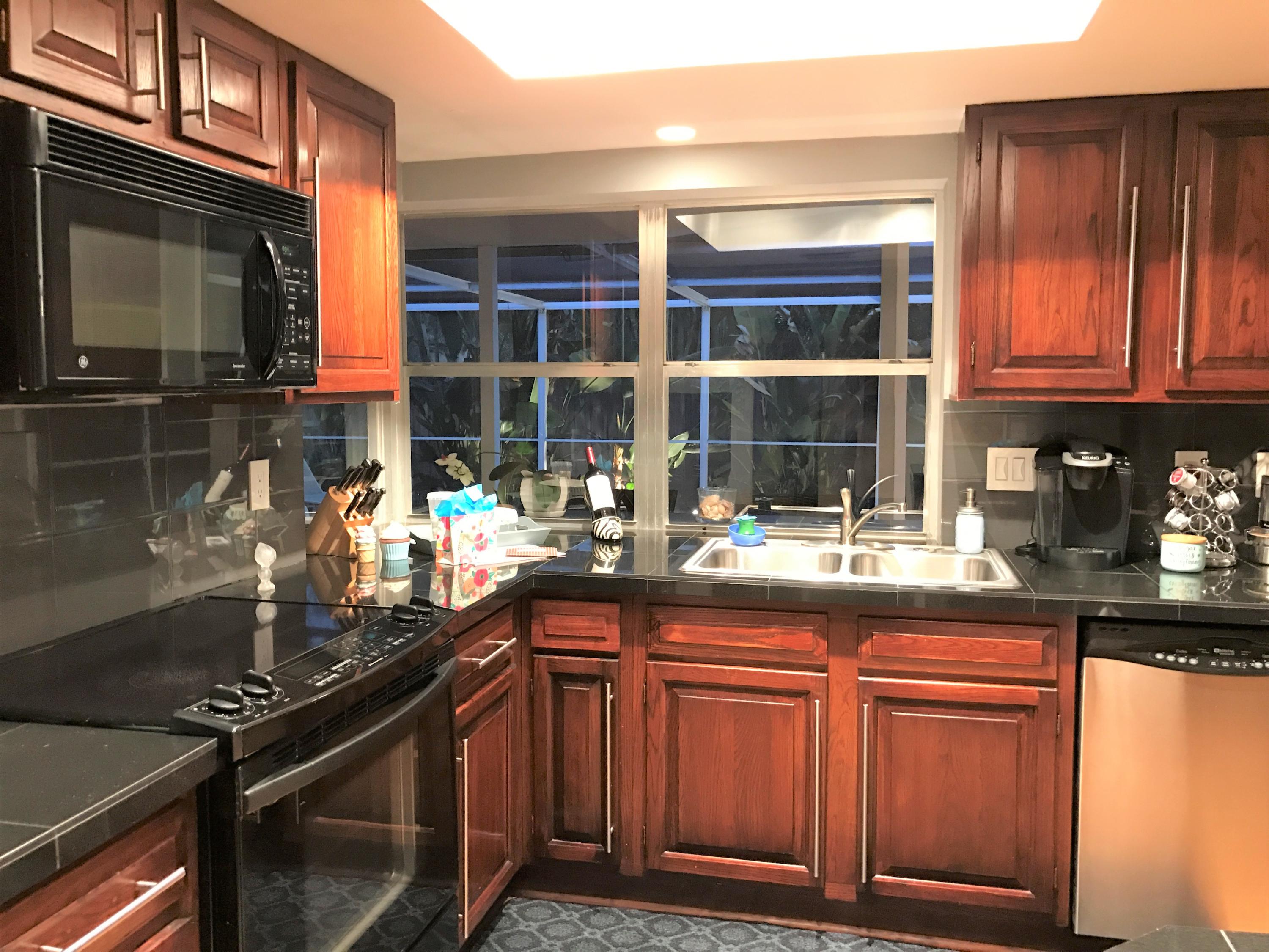 773 Northwest 6th Drive Boca Raton, FL 33486 - Photo 4 of 21 Kitchen
