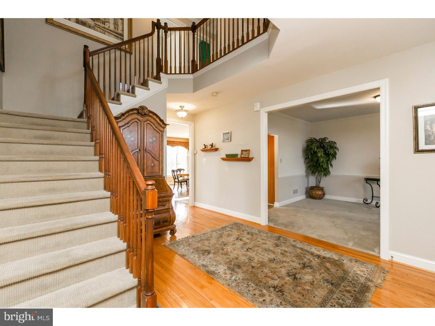 8 Regency Court Exton, PA 19341 - Photo 6 of 25 Foyer