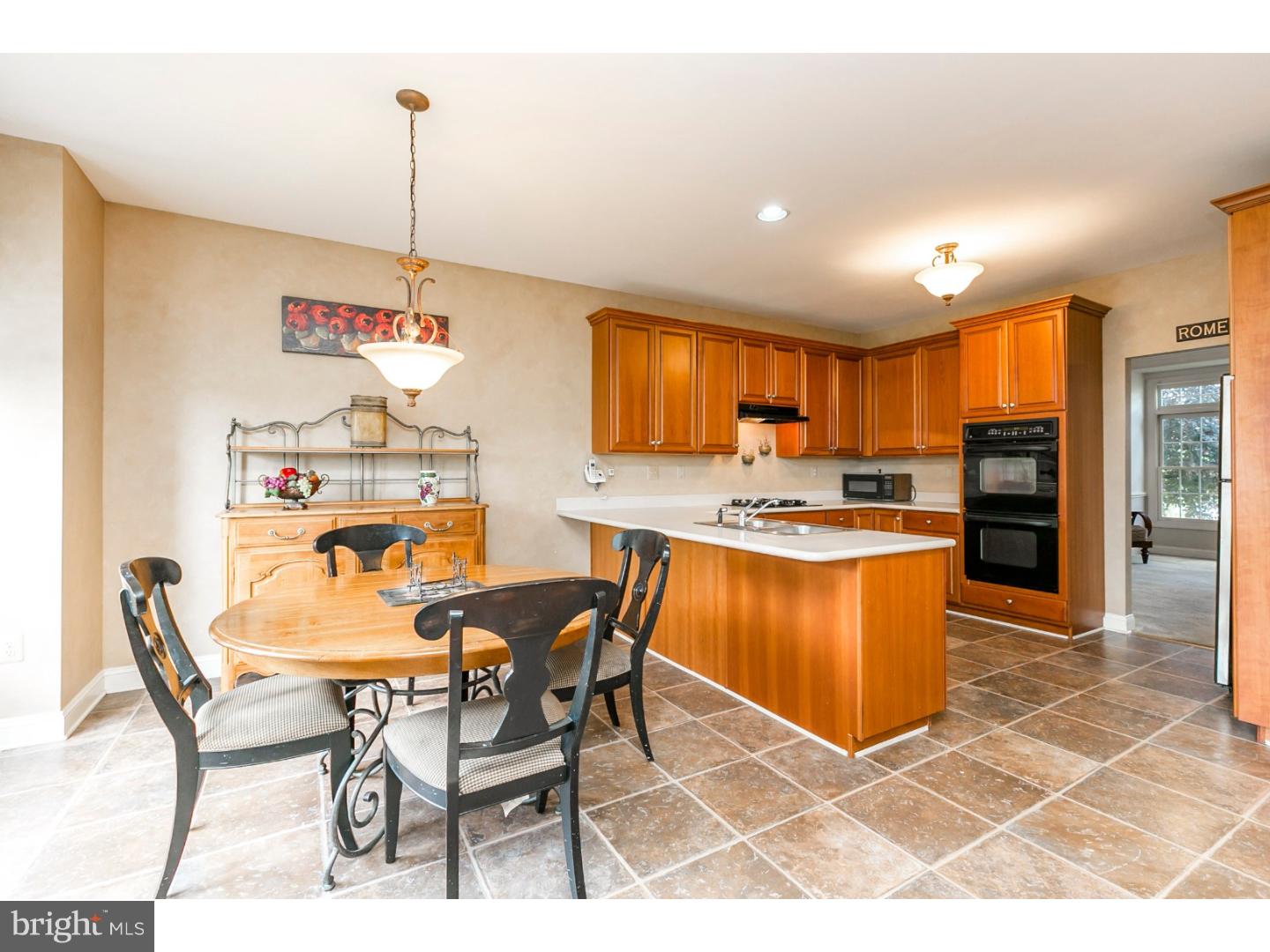 8 Regency Court Exton, PA 19341 - Photo 10 of 25 Kitchen