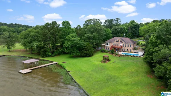 $849,900 | 332 Driftwood Point, Pell City, AL 35128