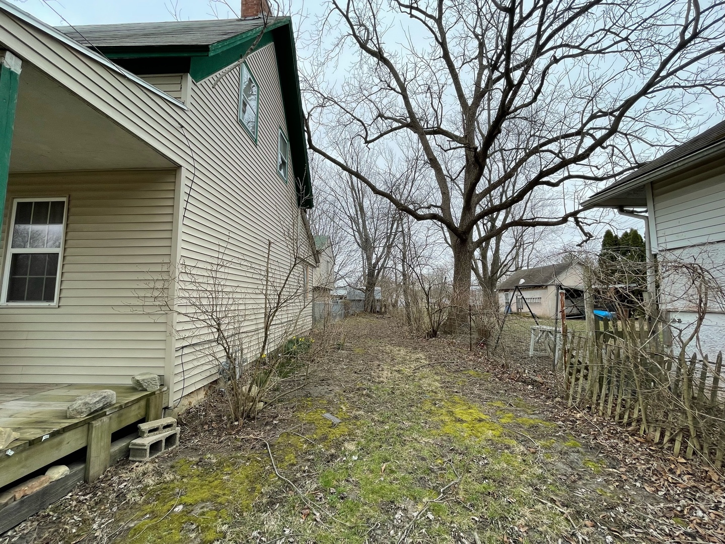 5195 Olivet Road Ridge Farm, IL 61870 - Photo 5 of 11 a view of a house with a yard