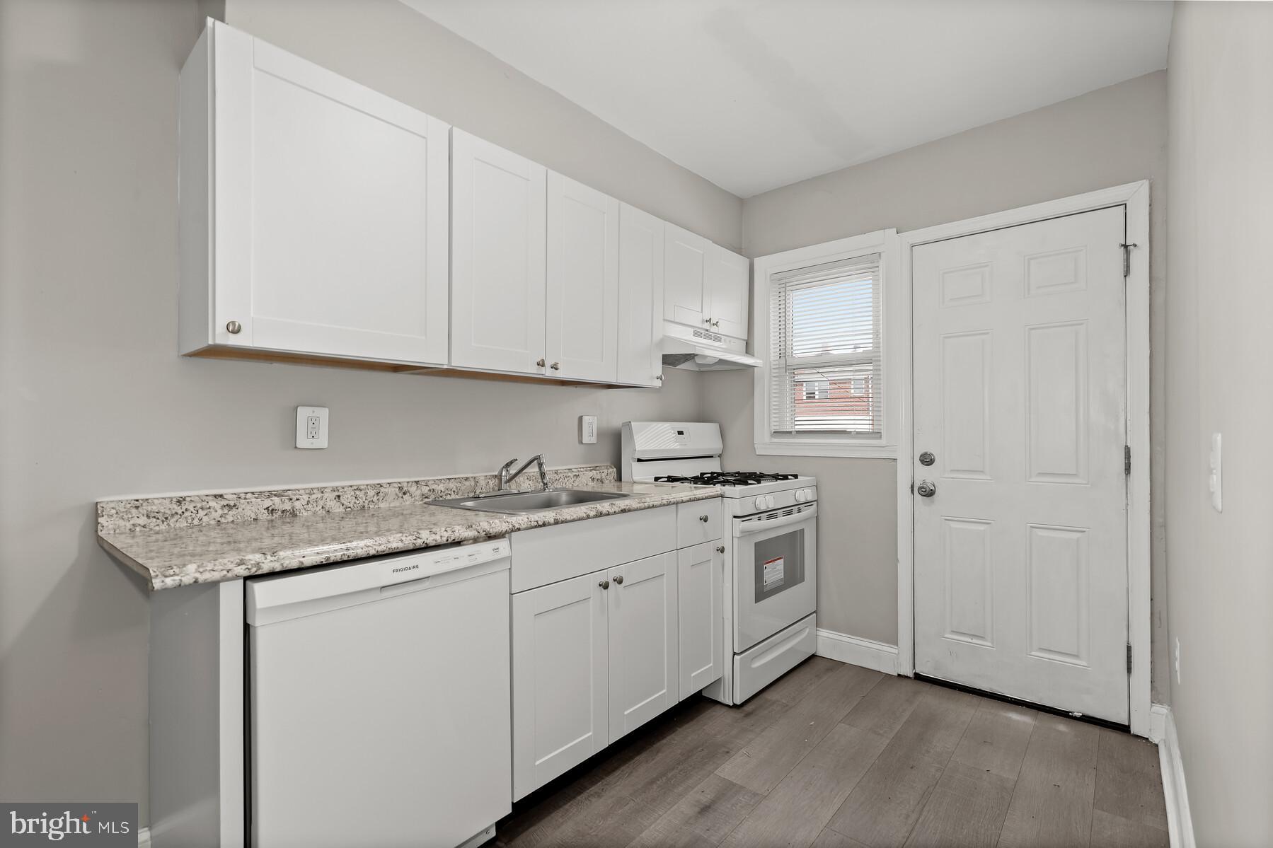 2118 Redthorn Road Middle River, MD 21220 - Photo 7 of 23