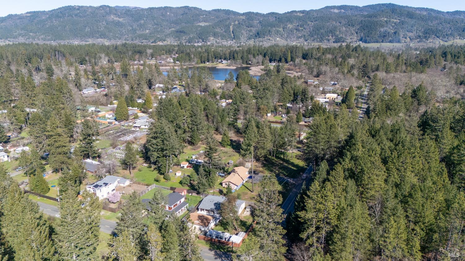 2301 N Road Laytonville, CA 95454 - Photo 4 of 23