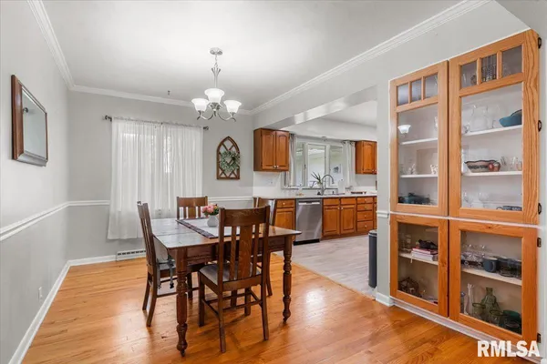 $199,900 | 1497 Passavant Drive, Jacksonville, IL 62650