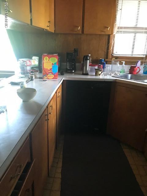 3700-3696 West Giles Road Muskegon, MI 49445 - Photo 26 of 48 IMG_2418