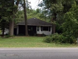 3700-3696 West Giles Road Muskegon, MI 49445 - Photo 4 of 48 FullSizeRender_1