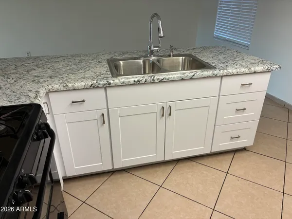 $1,650 | 8819 West Roma Avenue, Phoenix, AZ 85037