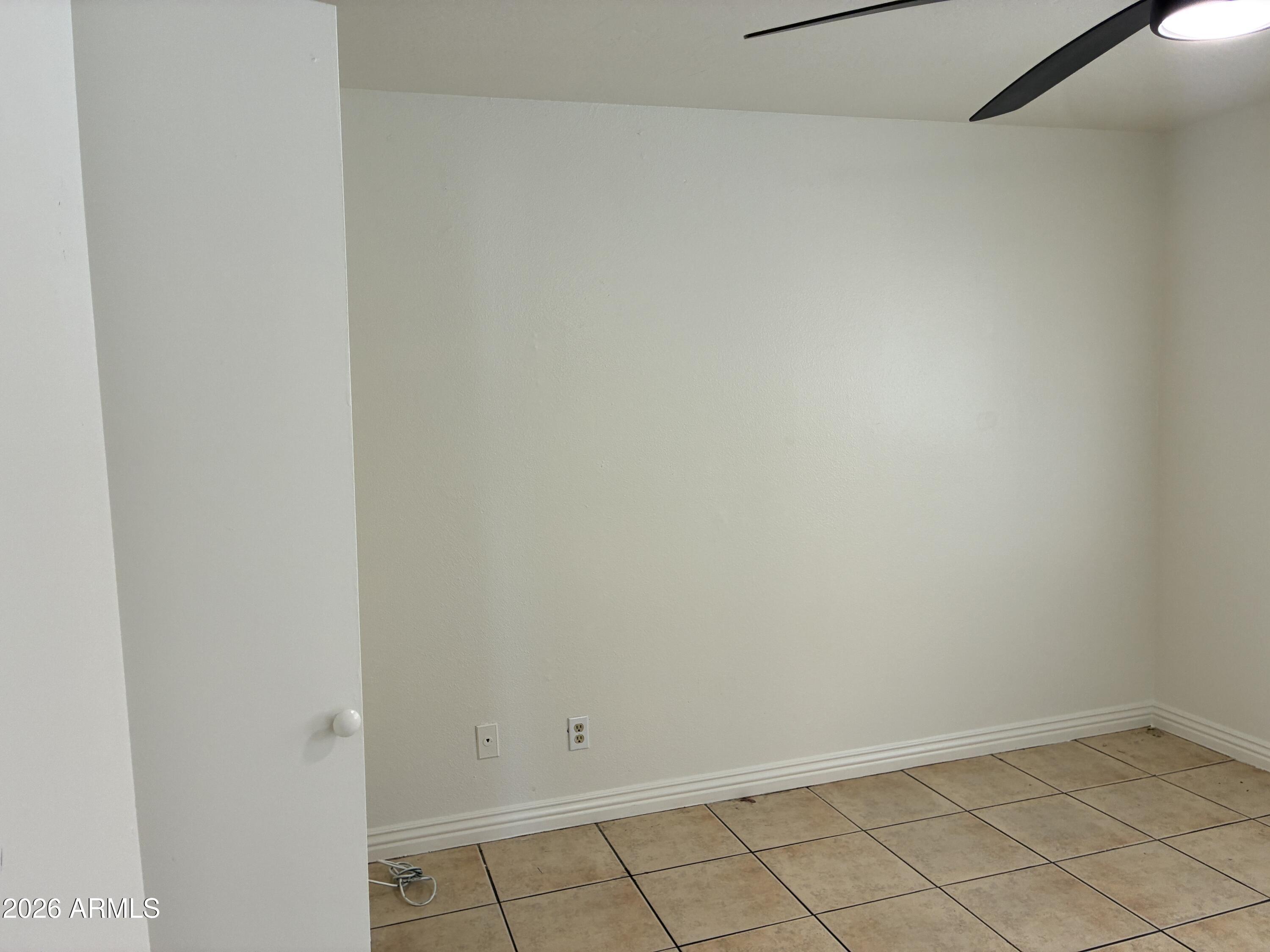 8819 West Roma Avenue Phoenix, AZ 85037 - Photo 13 of 32 IMG_8206