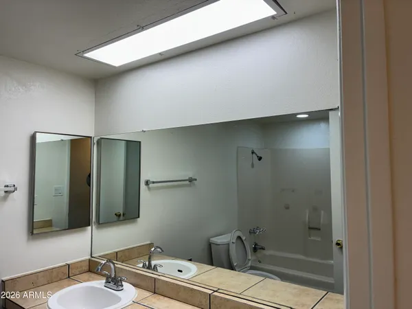 $1,650 | 8819 West Roma Avenue, Phoenix, AZ 85037